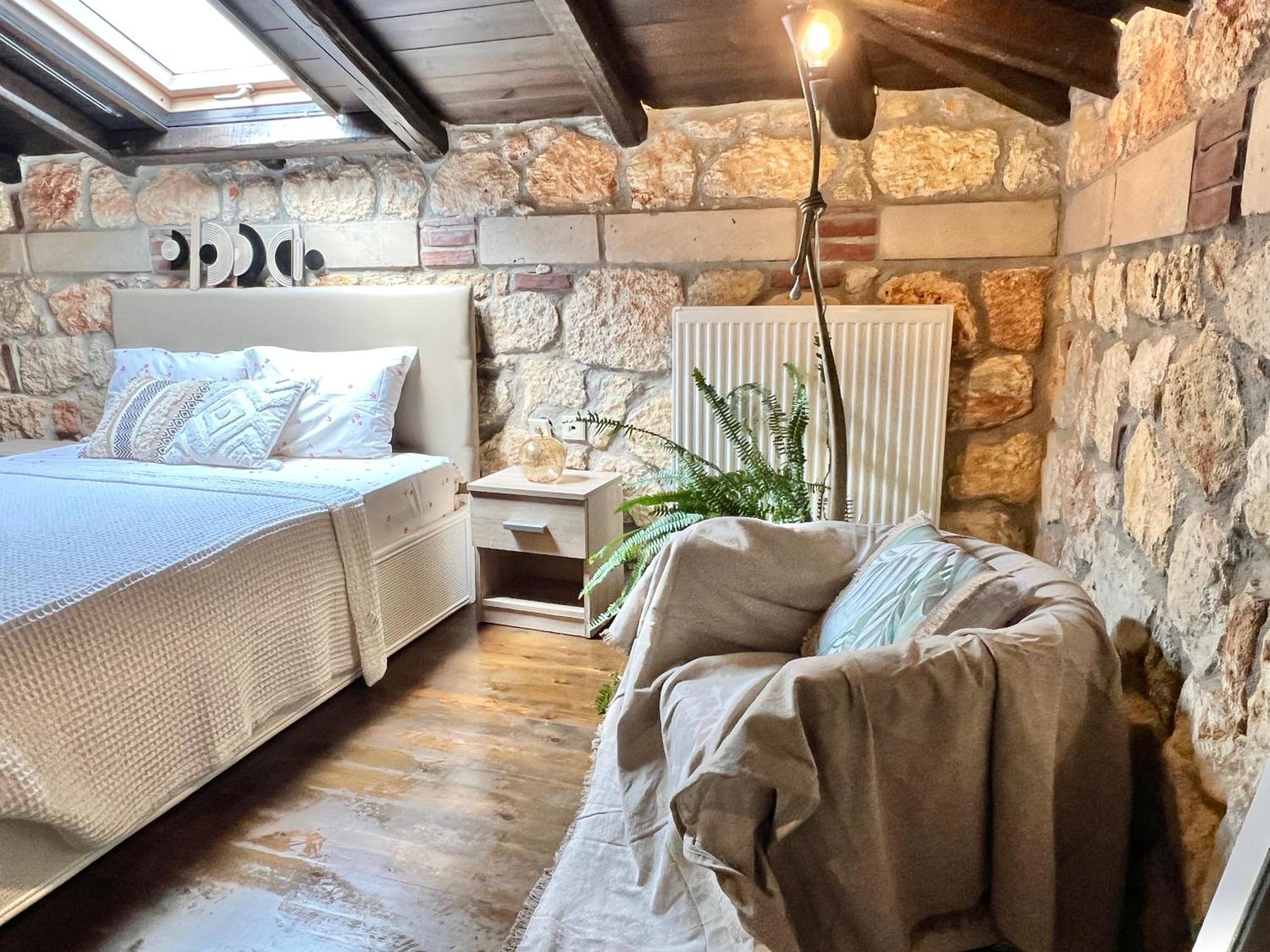 Boutique Stone House Guest House Psakoudia Exterior foto
