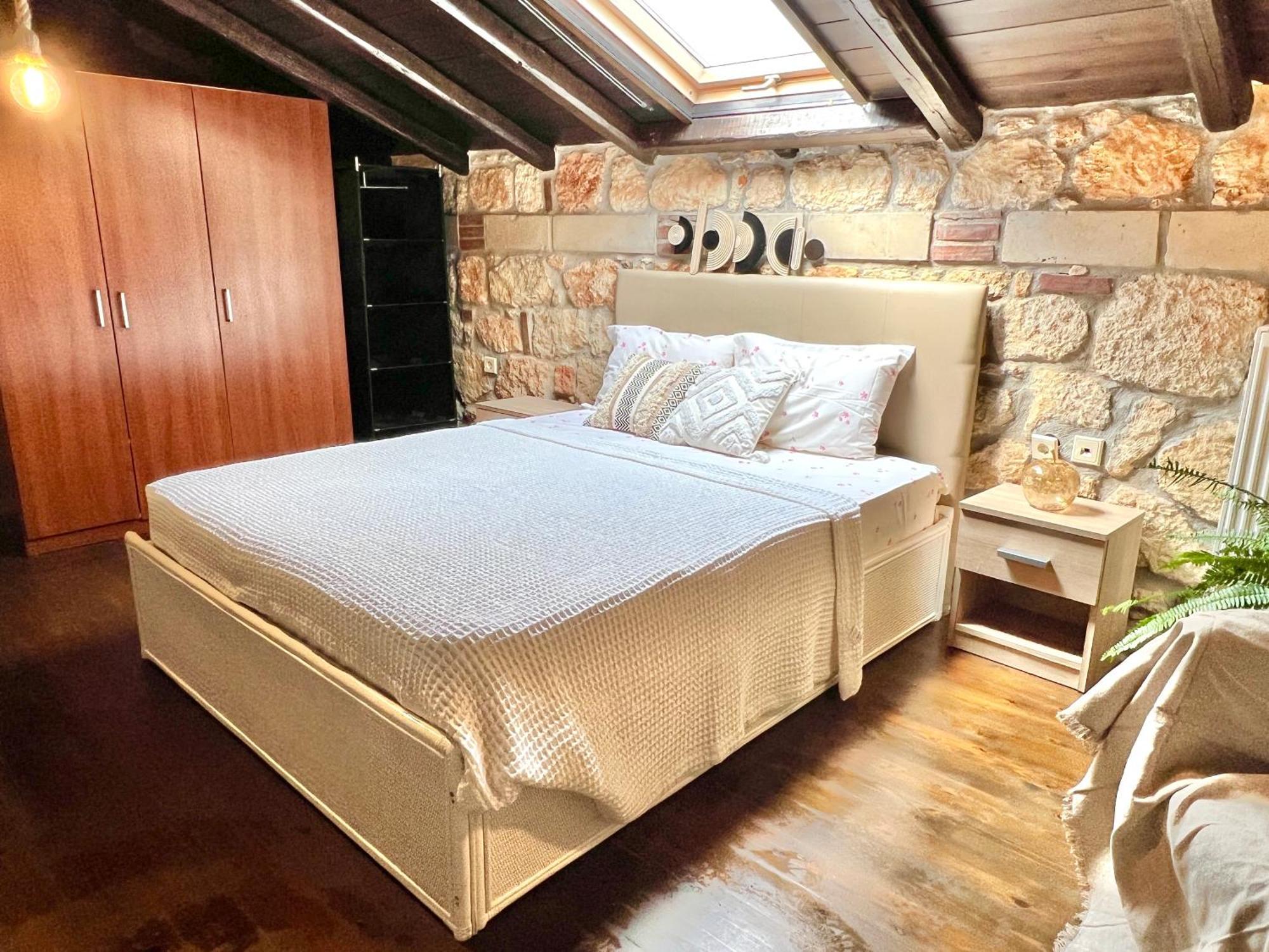 Boutique Stone House Guest House Psakoudia Exterior foto